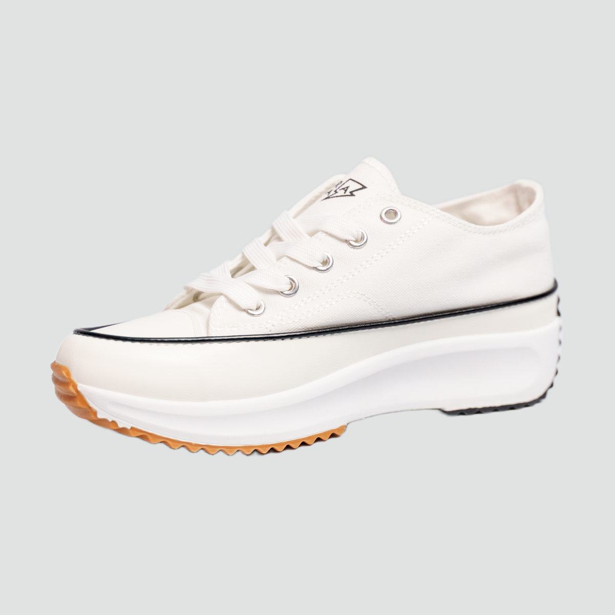 Zapatilla Kari Low María Pía Blanco